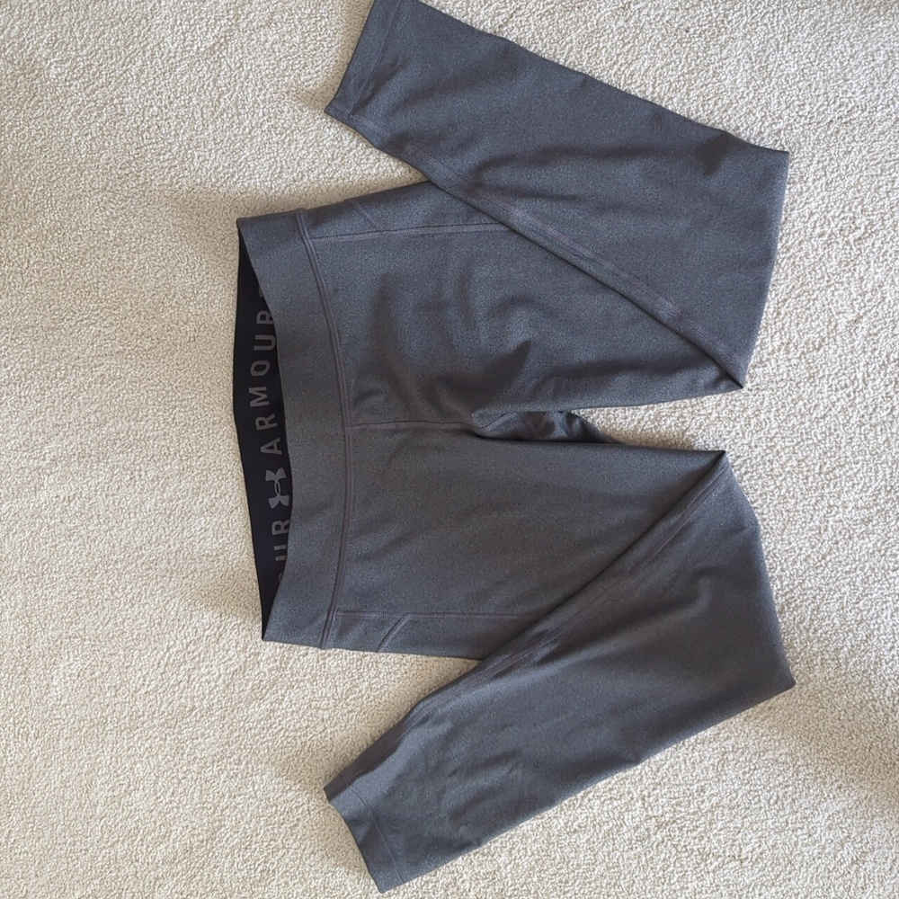 Under Armour Heat Gear Leggings - Picture 9 of 10